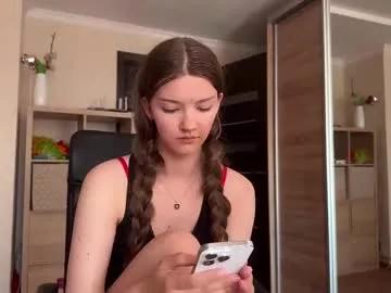 Freechat coyness_geneva on Chaturbate