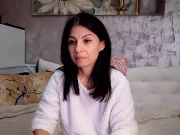 crissy_love on Chaturbate