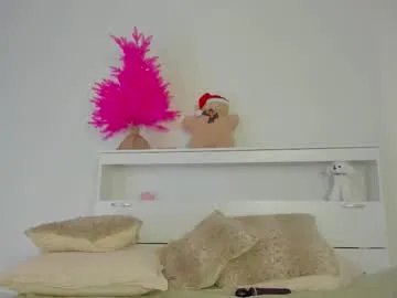 Freechat crystalnut on Chaturbate