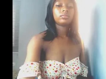 cumebony_petit model from cb