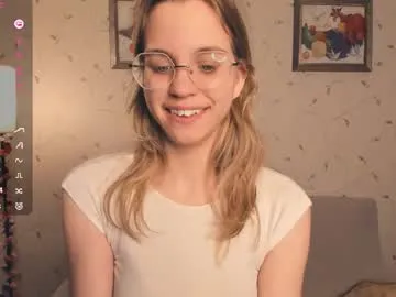 cutefluffy on Chaturbate