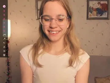 cutefluffy — Slap my ass in doggy hard till red  #shy #teen #lovense #young #18 [52 tokens remaining]