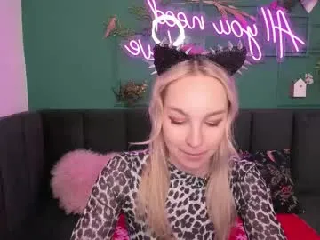 daisymellifluous on Chaturbate