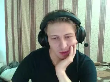 darienlarge on Chaturbate