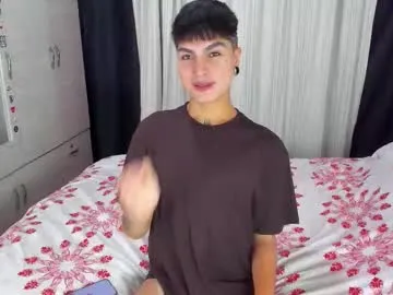 dark_lucky on Chaturbate