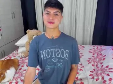 dark_lucky on Chaturbate