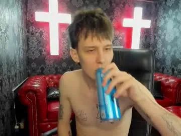 dearboyy_ model from cb