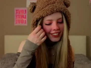 denaebeste on Chaturbate