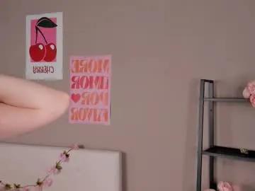 denaebeste — Hi ! I am beginner model here ! Let's just fun GOAL: turn around & show body  + Every 5 token MEOW #new #shy #skinny #18 [34 tokens remaining]