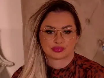 Freechat denisseperry on Chaturbate