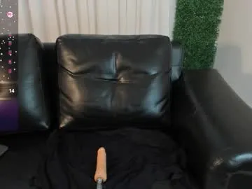 dilary_ on Chaturbate