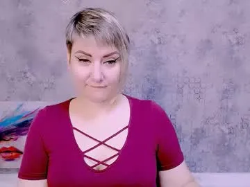 djullia on Chaturbate