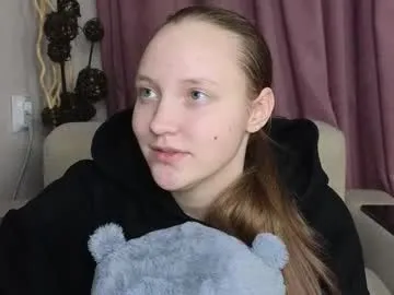 Freechat dustydeida on Chaturbate