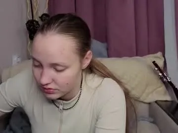 Freechat dustydeida on Chaturbate