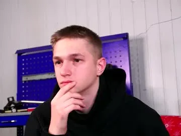 Freechat dustyn_fox on Chaturbate