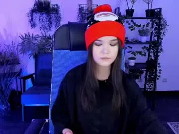 Freechat elainebeness on Chaturbate