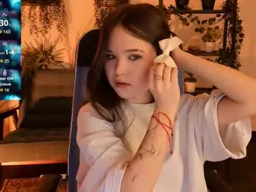 Freechat elainebeness on Chaturbate