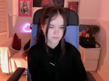 Freechat elainebeness on Chaturbate