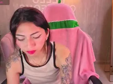 elody_a on Chaturbate