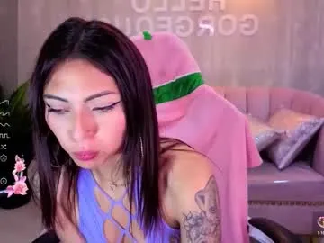 elody_a on Chaturbate