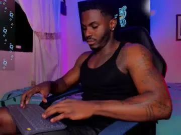 ethan_travis0 on Chaturbate