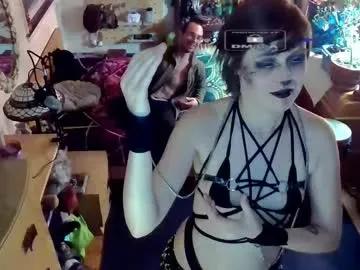 Freechat faewildflower on Chaturbate