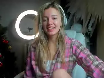 Freechat foxy_blond on Chaturbate