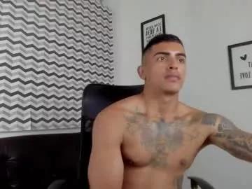 Away franco_ruiz_ on Chaturbate