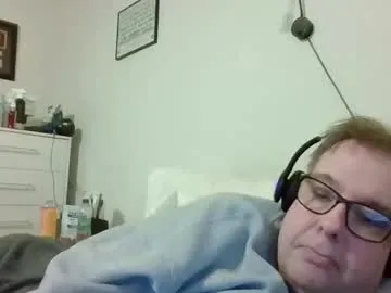 garyg930 on Chaturbate