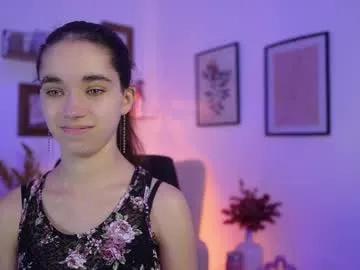 Freechat gia_paige18 on Chaturbate