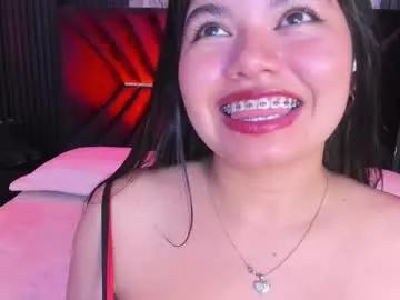 giiabloom on Chaturbate 