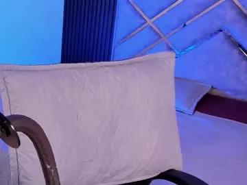 giiabloom on Chaturbate 