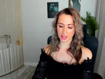 Freechat goldenlighte on Chaturbate