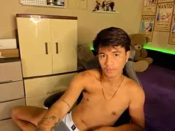 gwapoako100 on Chaturbate