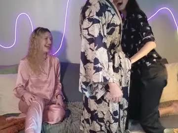 Private heidiluceous on Chaturbate