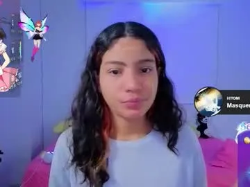 helia_n_amy on Chaturbate