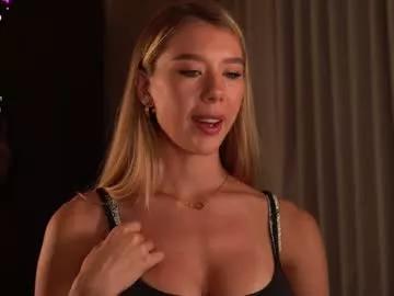 Freechat heyhorny_cb on Chaturbate