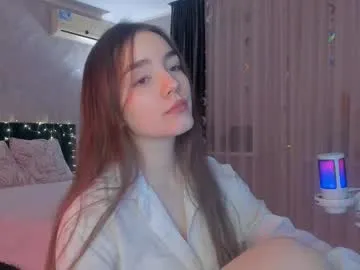 honey_chantal on Chaturbate