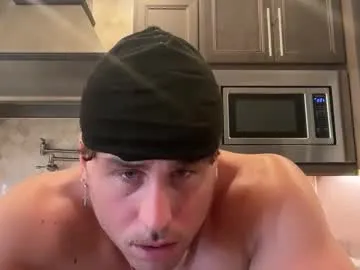 hungkingg22 on Chaturbate