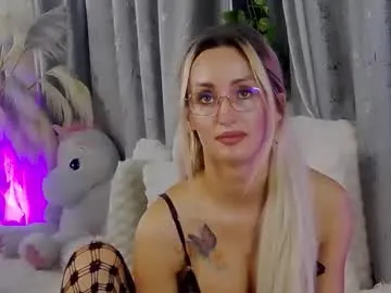 isabelleethan on Chaturbate