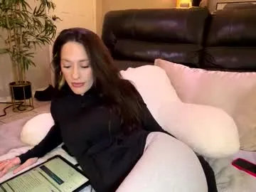 jadeee__ivy — I'm too hot  to behave   #tease #natural #dildo #bigboobs #milf