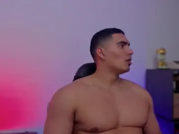 jamesgraay — GO FOR THE GREAT CUUUM!!  #muscles #bigass #ebony #cumshow [1111 tokens remaining]