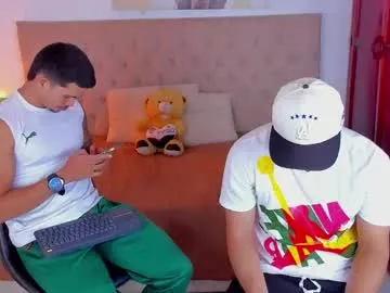 janomar01 on Chaturbate