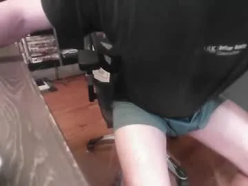 jedge4404 on Chaturbate