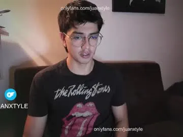 juancamroom on Chaturbate