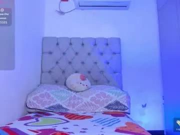 juande_24 — lovense active in my ass #dirty #muscle #bigass #ebony # hairy [1000 tokens remaining]