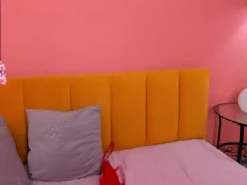 Freechat ketrinwhite on Chaturbate