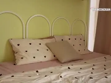 kimryu —  trying to be a good student - Goal: TAKE OFF T-SHIRT FOR THE 1ST TIME [4444 tokens left] #young #bigboobs #teen #18 #asian