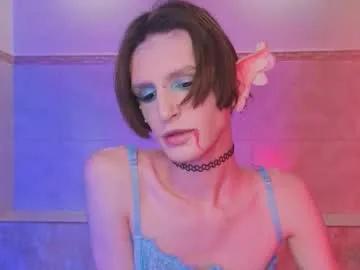 Freechat kira_long on Chaturbate