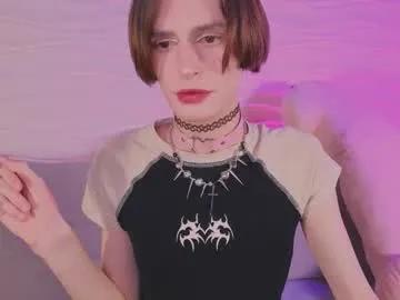 Freechat kira_long on Chaturbate